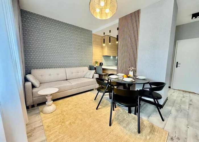 Lägenhet Apartamentysnu, Sloneczny Komfort Ii Z Parkingiem Radom