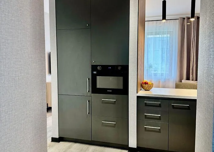 Apartamentysnu, Sloneczny Komfort Ii Z Parkingiem Lägenhet Radom